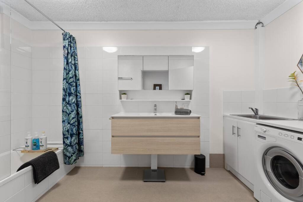 Terrific & Tranquil! 1bed/1bath/balcony~ Clayfield * Brisbane